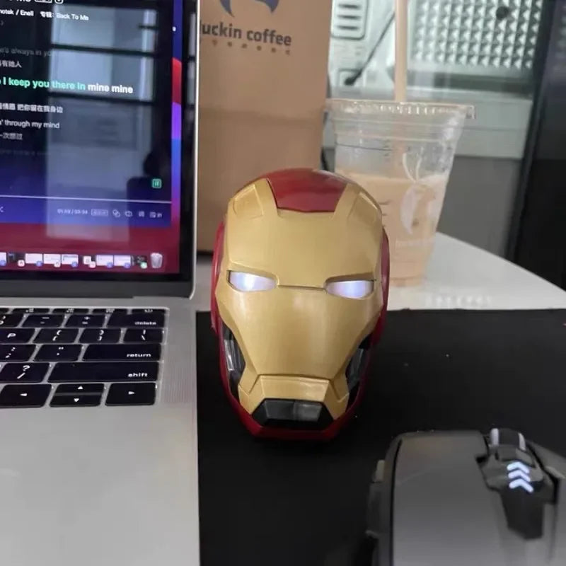 Mini casque de robot déformable Iron Man The Avengers Bluetooth petit haut-parleur sans fil radio intelligente cadeau créatif décoration de bureau